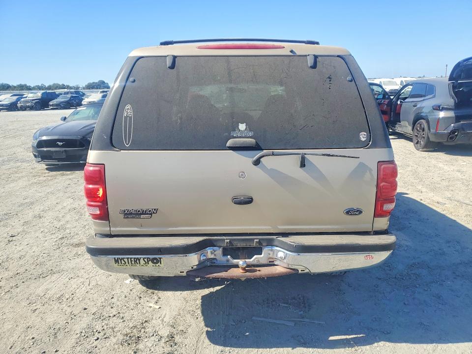 63219966 :رقم المزاد ، 1FMPU18L0XLB16813 vin ، 1999 Ford Expedition مزاد بيع