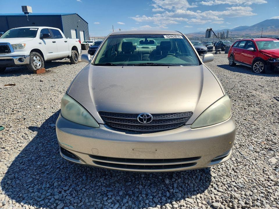 62463016 :رقم المزاد ، JTDBE32K640266932 vin ، 2004 Toyota Camry مزاد بيع
