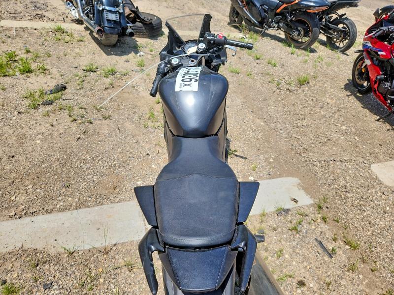 59844026 :رقم المزاد ، MLHNC5104N5800266 vin ، 2022 Honda Cbr300 مزاد بيع