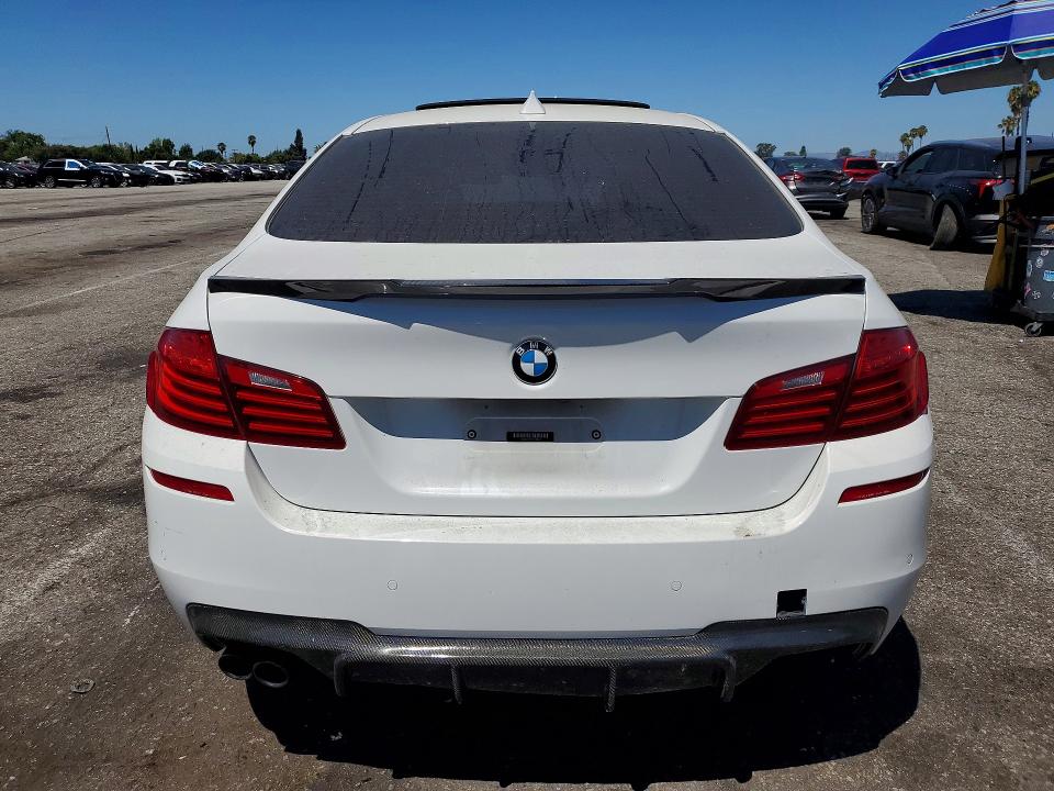 62344626 :رقم المزاد ، WBA5A5C57FD515941 vin ، 2015 Bmw 528 مزاد بيع