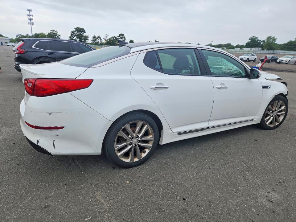 2015 Kia Optima მანქანა იყიდება აუქციონზე, vin: 5XXGR4A64FG431267, აუქციონის ნომერი: 61864936