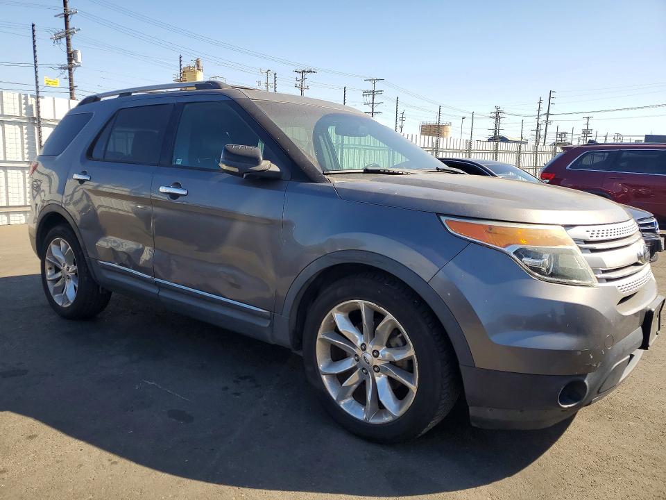2013 Ford Explorer მანქანა იყიდება აუქციონზე, vin: 1FM5K7D89DGA26145, აუქციონის ნომერი: 61442636