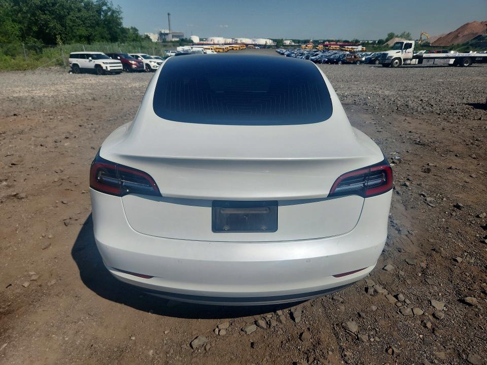 Продажа на аукционе авто 2019 Tesla Model 3, vin: 5YJ3E1EB3KF493515, номер лота: 62419806