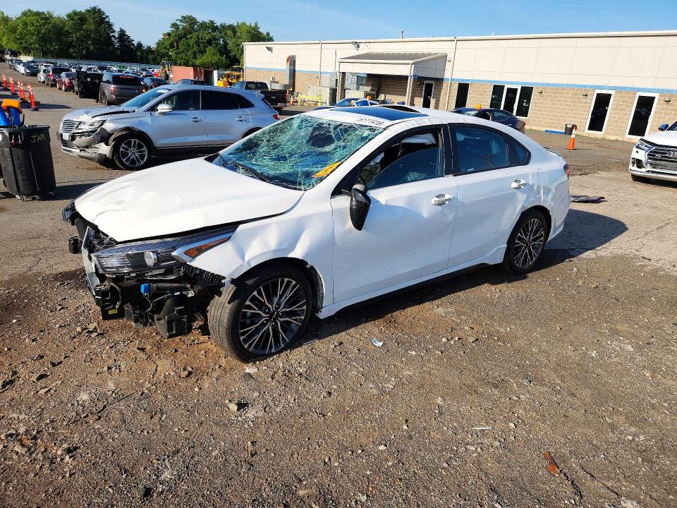 Auction sale of the 2023 Kia Forte, vin: 3KPF54AD9PE664514, lot number: 61701416