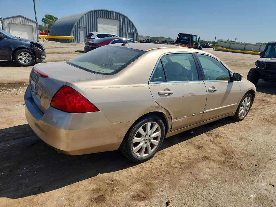 Продажа на аукционе авто 2007 Honda Accord, vin: 1HGCM66507A031648, номер лота: 61619116