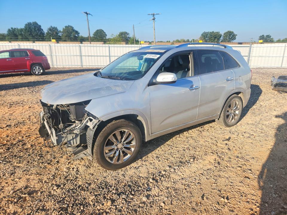 60761406 :رقم المزاد ، 5XYKW4A22DG377590 vin ، 2013 Kia Sorento مزاد بيع
