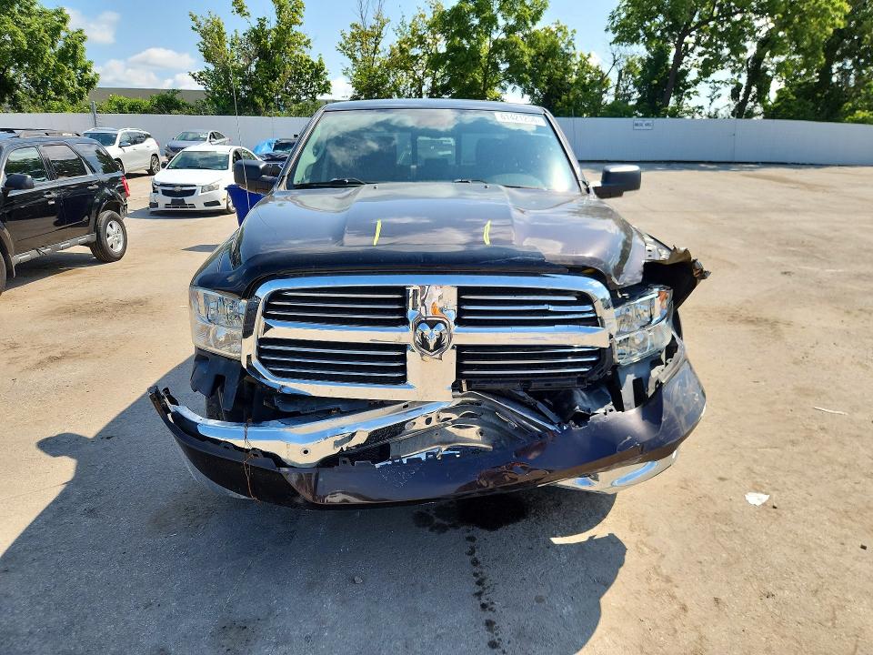 61421256 :رقم المزاد ، 1C6RR7LT5GS316060 vin ، 2016 Ram 1500 مزاد بيع