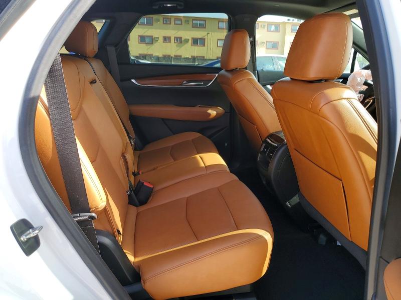 Продажа на аукционе авто 2022 Cadillac Xt5, vin: 1GYKNCRS6NZ152541, номер лота: 61083926
