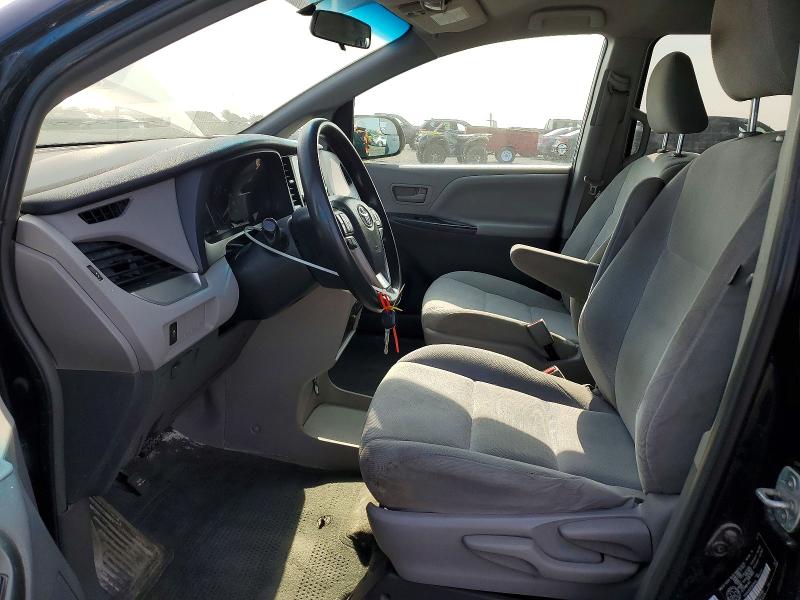 61530346 :رقم المزاد ، 5TDZK3DC3FS629426 vin ، 2015 Toyota Sienna مزاد بيع