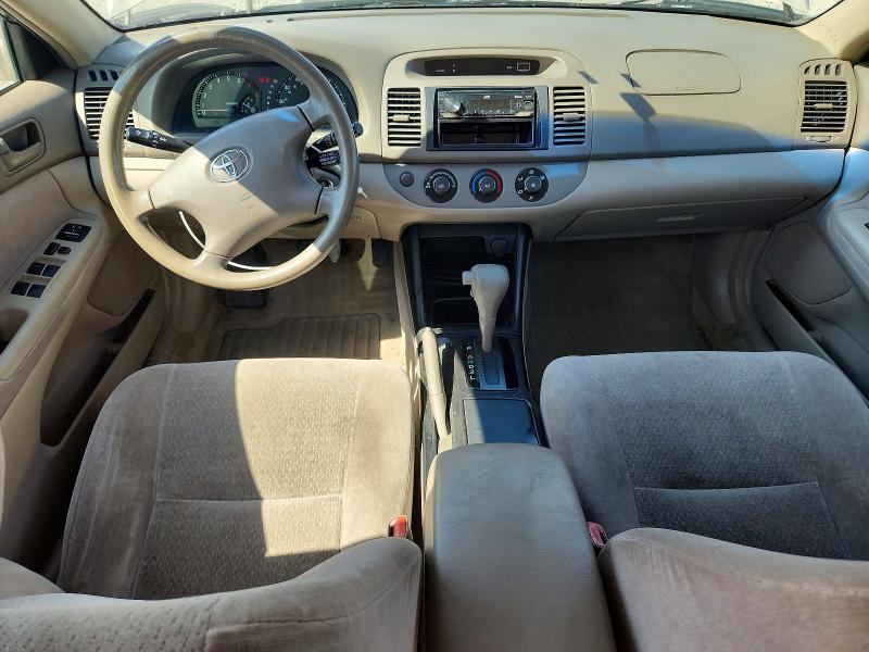 62463016 :رقم المزاد ، JTDBE32K640266932 vin ، 2004 Toyota Camry مزاد بيع