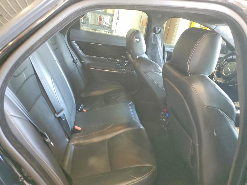 Продажа на аукционе авто 2015 Jaguar Xj, vin: SAJWA1CZXF8V86757, номер лота: 61890416