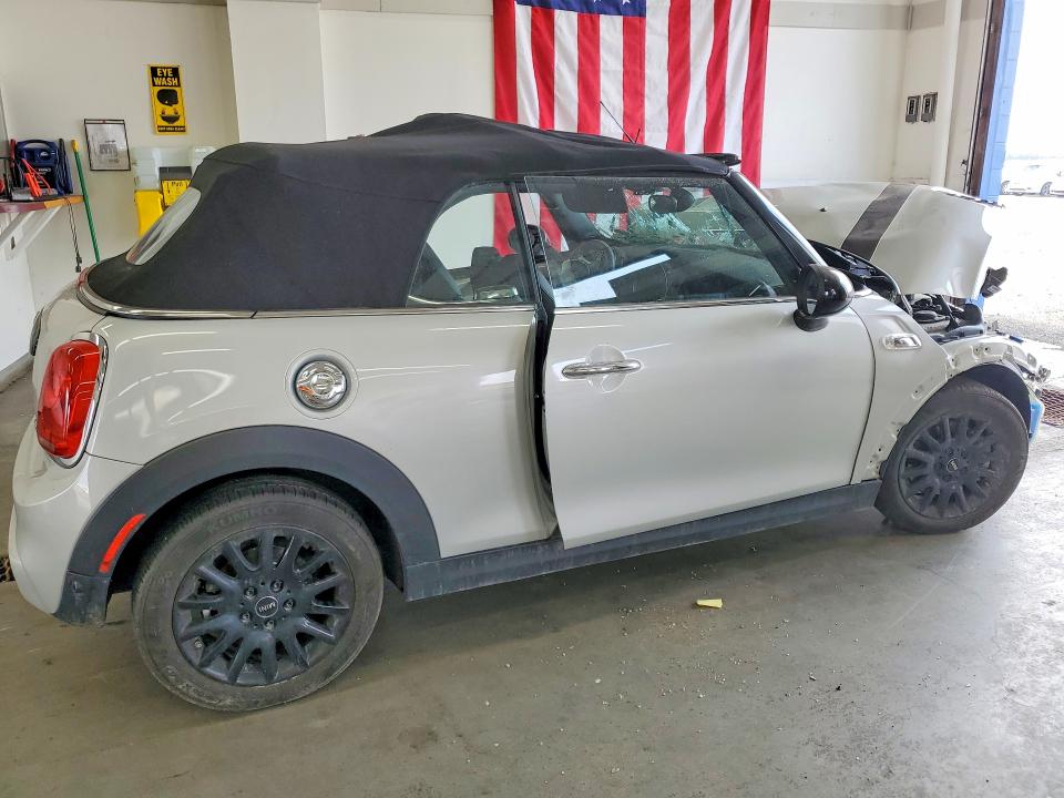 Продаж на аукціоні авто 2018 Mini Cooper, vin: WMWWG9C55J3E38448, номер лоту: 62347216