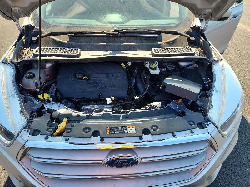 60710306 :رقم المزاد ، 1FMCU9GDXJUC36689 vin ، 2018 Ford Escape مزاد بيع