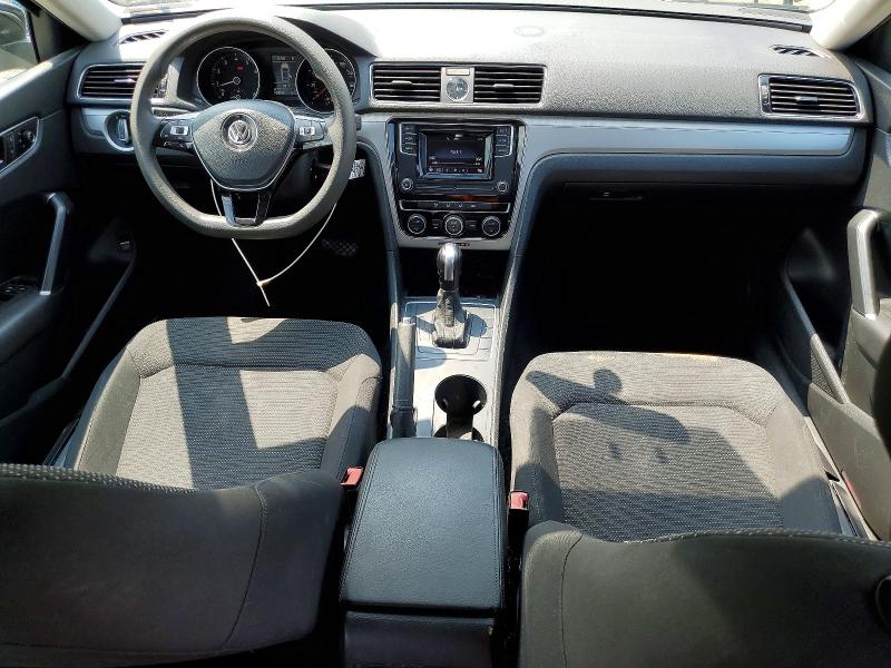 61296386 :رقم المزاد ، 1VWAS7A39GC030636 vin ، 2016 Volkswagen Passat مزاد بيع