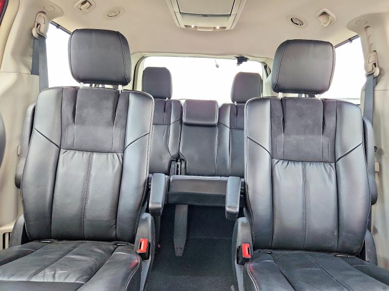 62949386 :رقم المزاد ، 2C4RC1GG6FR514408 vin ، 2015 Chrysler Town & Country مزاد بيع
