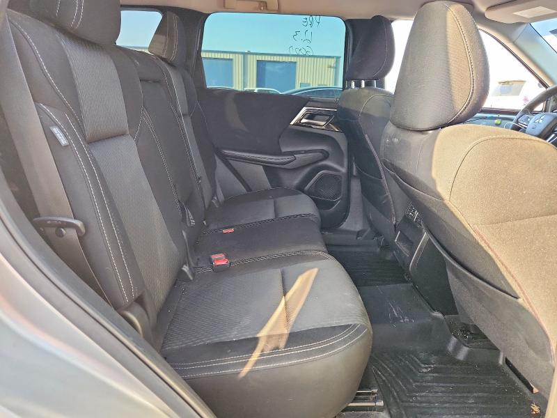 2022 Mitsubishi Outlander მანქანა იყიდება აუქციონზე, vin: JA4J3TA80NZ018447, აუქციონის ნომერი: 61867266