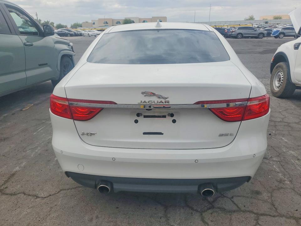 Продажа на аукционе авто 2016 Jaguar Xf, vin: SAJBE4BV8GCY13557, номер лота: 60244886