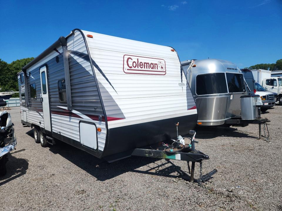62598066 :رقم المزاد ، 4YDT27422KH935727 vin ، 2019 Keystone Coleman مزاد بيع