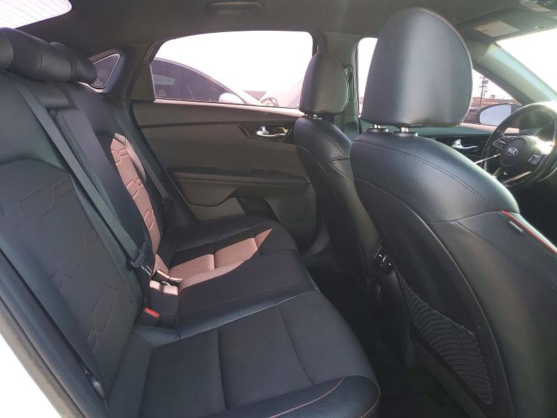 2021 Kia Forte მანქანა იყიდება აუქციონზე, vin: 3KPF44AC3ME272375, აუქციონის ნომერი: 60643086