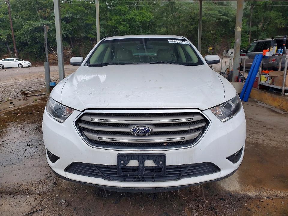 62305466 :رقم المزاد ، 1FAHP2E85KG115315 vin ، 2019 Ford Taurus مزاد بيع
