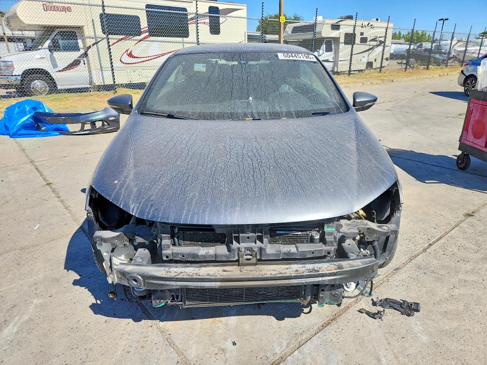 60445196 :رقم المزاد ، WVWFW7AH2CV002829 vin ، 2012 Volkswagen Eos مزاد بيع