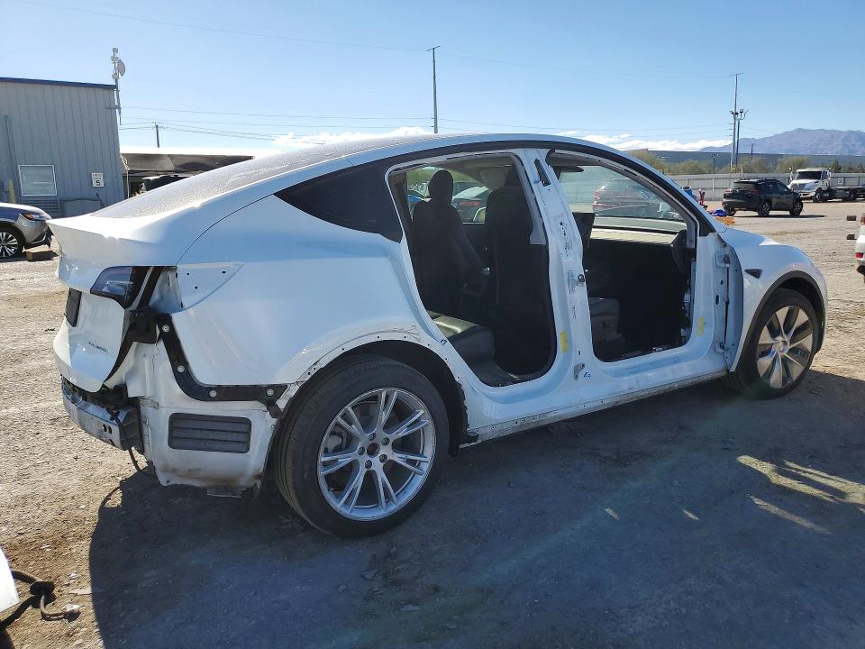 58400176 :رقم المزاد ، 5YJYGDEE9MF160332 vin ، 2021 Tesla Model Y مزاد بيع