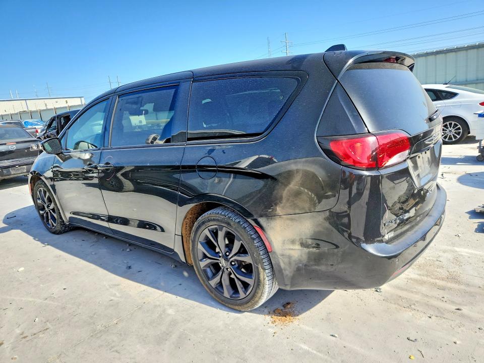 Продаж на аукціоні авто 2018 Chrysler Pacifica, vin: 2C4RC1FG5JR193861, номер лоту: 60290646