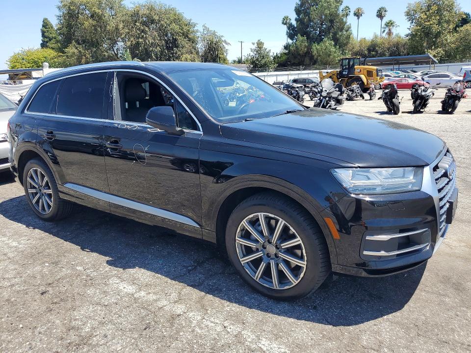 2018 Audi Q7 მანქანა იყიდება აუქციონზე, vin: WA1LAAF79JD020952, აუქციონის ნომერი: 61903056