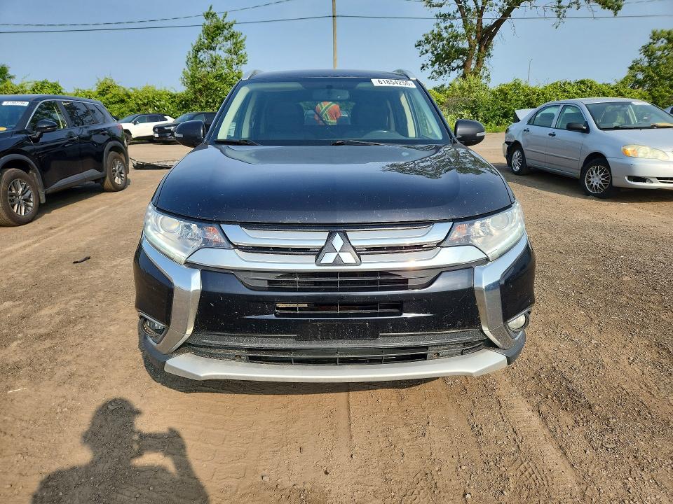 2016 Mitsubishi Outlander მანქანა იყიდება აუქციონზე, vin: JA4JZ3AX4GZ606845, აუქციონის ნომერი: 61854256