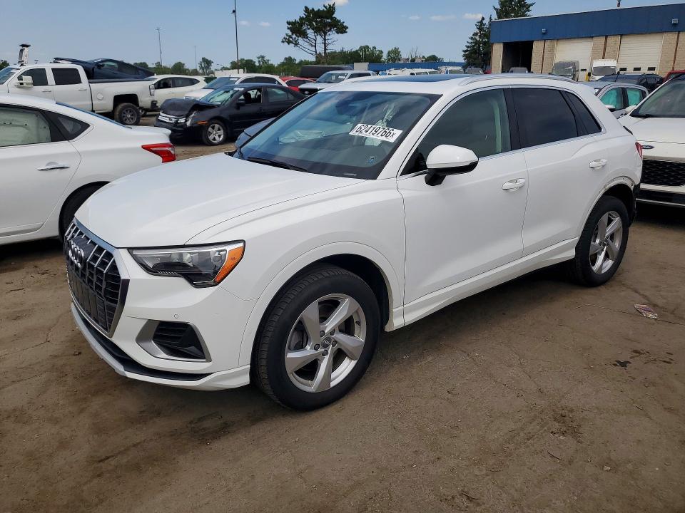 62419766 :رقم المزاد ، WA1AECF34L1068559 vin ، 2020 Audi Q3 مزاد بيع