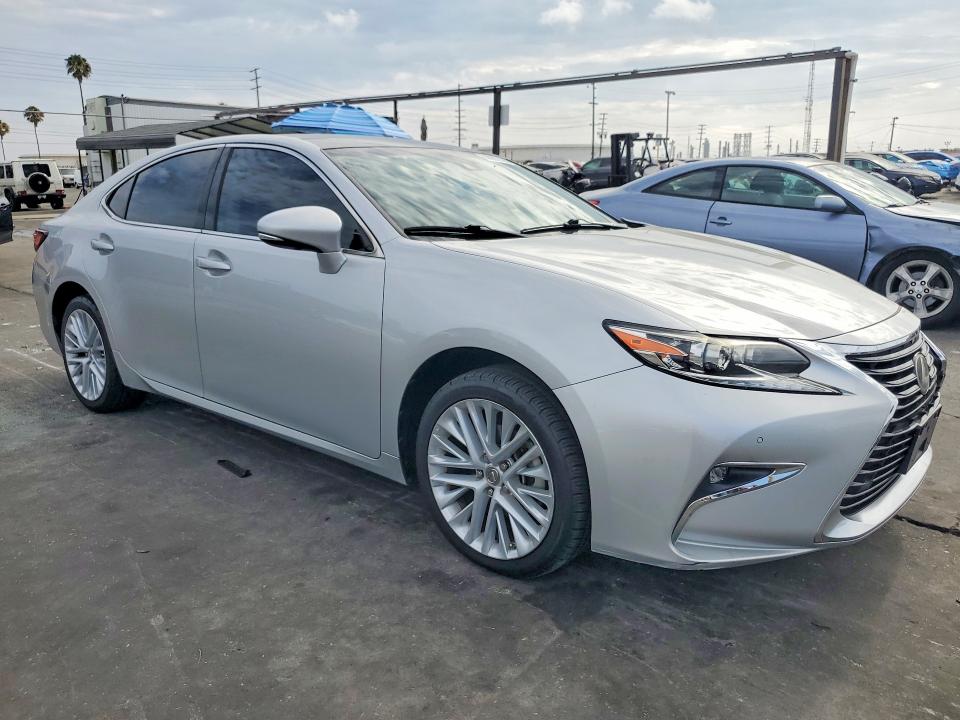 2017 Lexus Es მანქანა იყიდება აუქციონზე, vin: 58ABK1GG8HU064288, აუქციონის ნომერი: 60992066