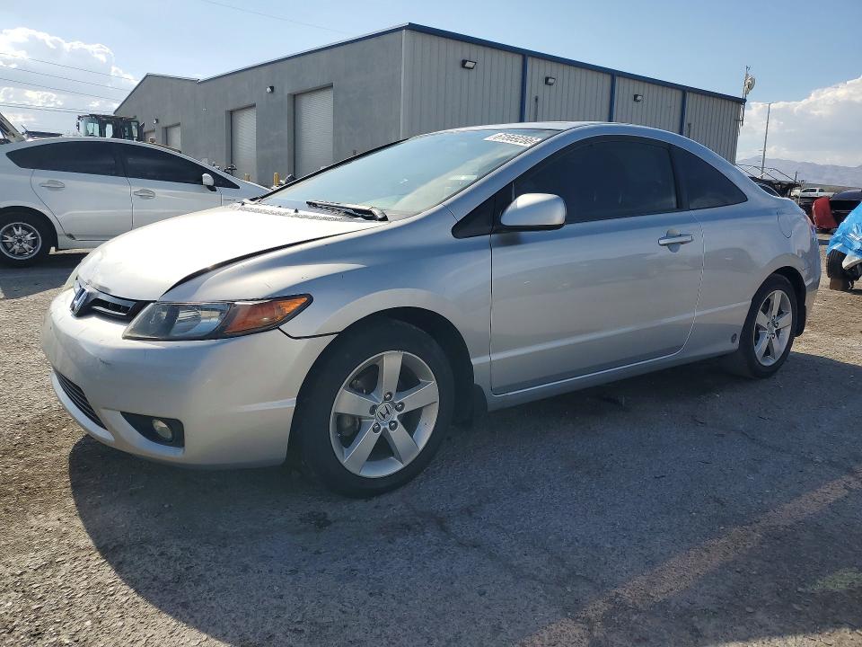 61569286 :رقم المزاد ، 2HGFG12828H556527 vin ، 2008 Honda Civic مزاد بيع
