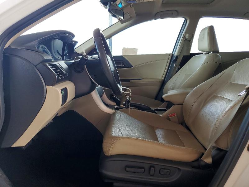 2015 Honda Accord მანქანა იყიდება აუქციონზე, vin: 1HGCR2F81FA155530, აუქციონის ნომერი: 61176716