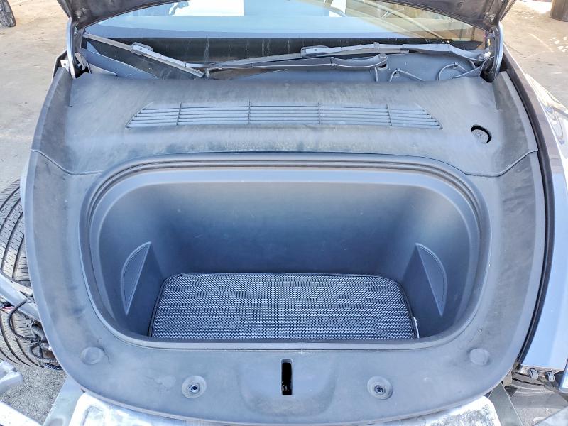62238926 :رقم المزاد ، 7SAYGAEEXNF429246 vin ، 2022 Tesla Model Y مزاد بيع