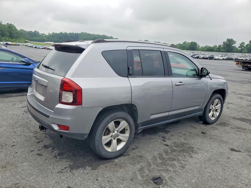 2016 Jeep Compass მანქანა იყიდება აუქციონზე, vin: 1C4NJDBB3GD674803, აუქციონის ნომერი: 60636906
