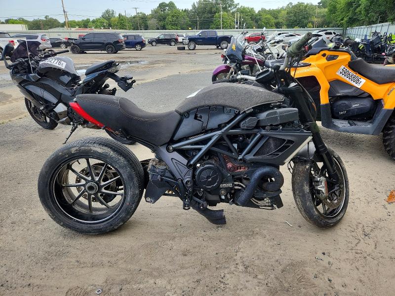 Продажа на аукционе авто 2012 Ducati Diavel, vin: ZDM13BLW0CB009463, номер лота: 61049786