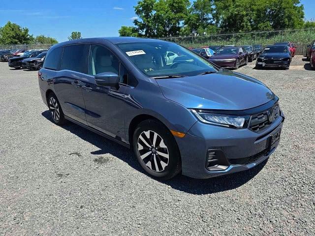 60633926 :رقم المزاد ، 5FNRL6H60SB004824 vin ، 2025 Honda Odyssey مزاد بيع