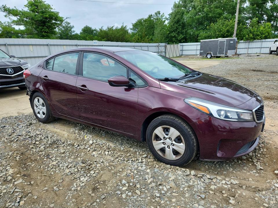 Aukcja sprzedaży 2018 Kia Forte, vin: 3KPFK4A70JE282611, numer aukcji: 61876336