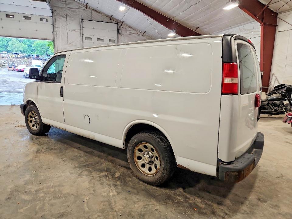 61410746 :رقم المزاد ، 1GCSGAFX9D1157685 vin ، 2013 Chevrolet Express G1500 مزاد بيع