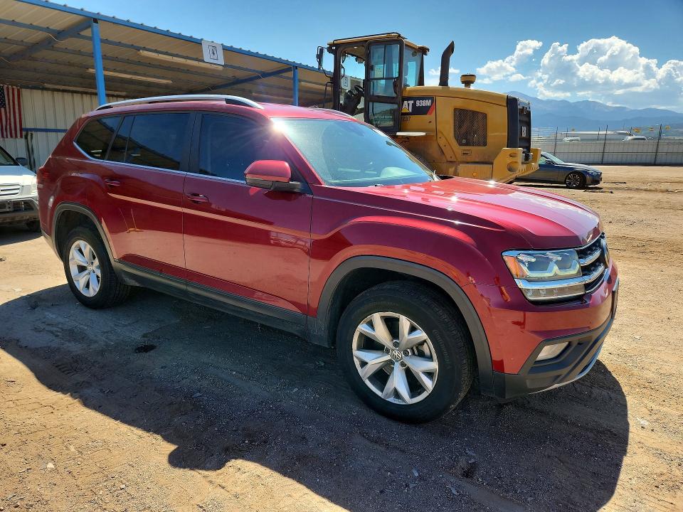 60330356 :رقم المزاد ، 1V2LR2CA9JC589194 vin ، 2018 Volkswagen Atlas مزاد بيع
