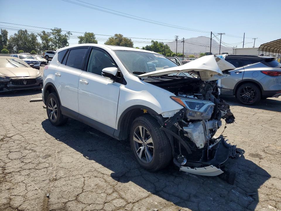 60485156 :رقم المزاد ، JTMWFREVXJJ184716 vin ، 2018 Toyota Rav4 مزاد بيع