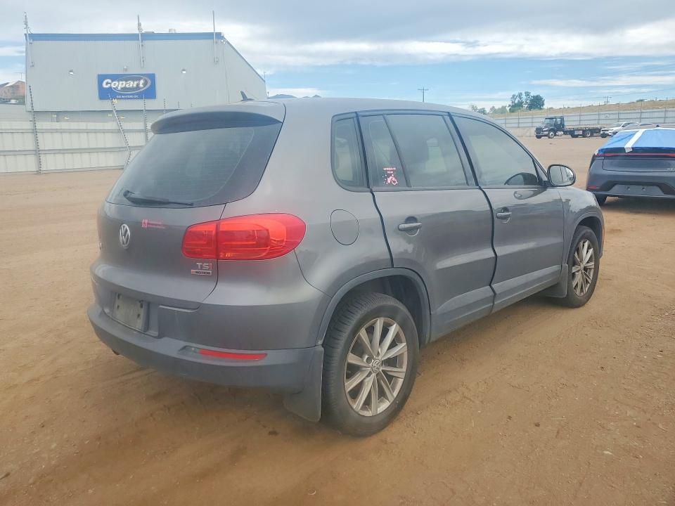59390766 :رقم المزاد ، WVGBV7AXXHK047692 vin ، 2017 Volkswagen Tiguan مزاد بيع