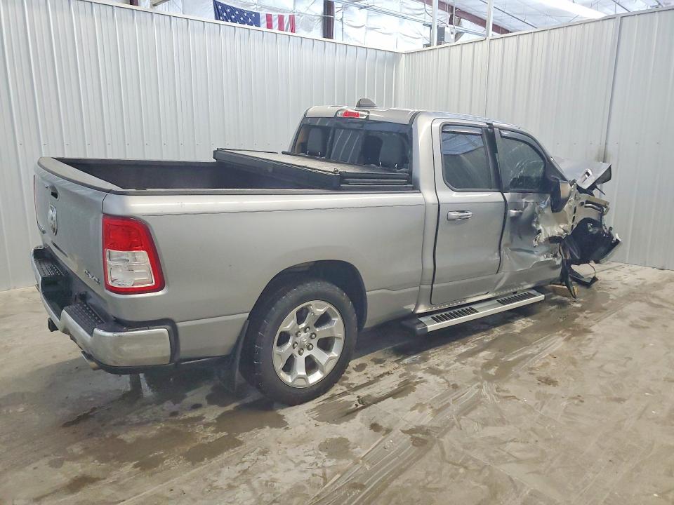 61136636 :رقم المزاد ، 1C6SRFBT4KN577426 vin ، 2019 Ram 1500 مزاد بيع