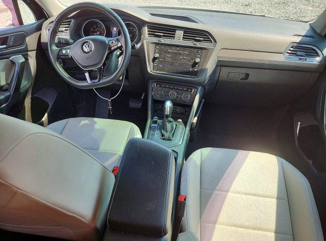 61040846 :رقم المزاد ، 3VV3B7AX4MM125129 vin ، 2021 Volkswagen Tiguan مزاد بيع