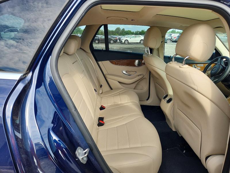 59826946 :رقم المزاد ، WDC0G4KB1KF661449 vin ، 2019 Mercedes-benz Glc مزاد بيع
