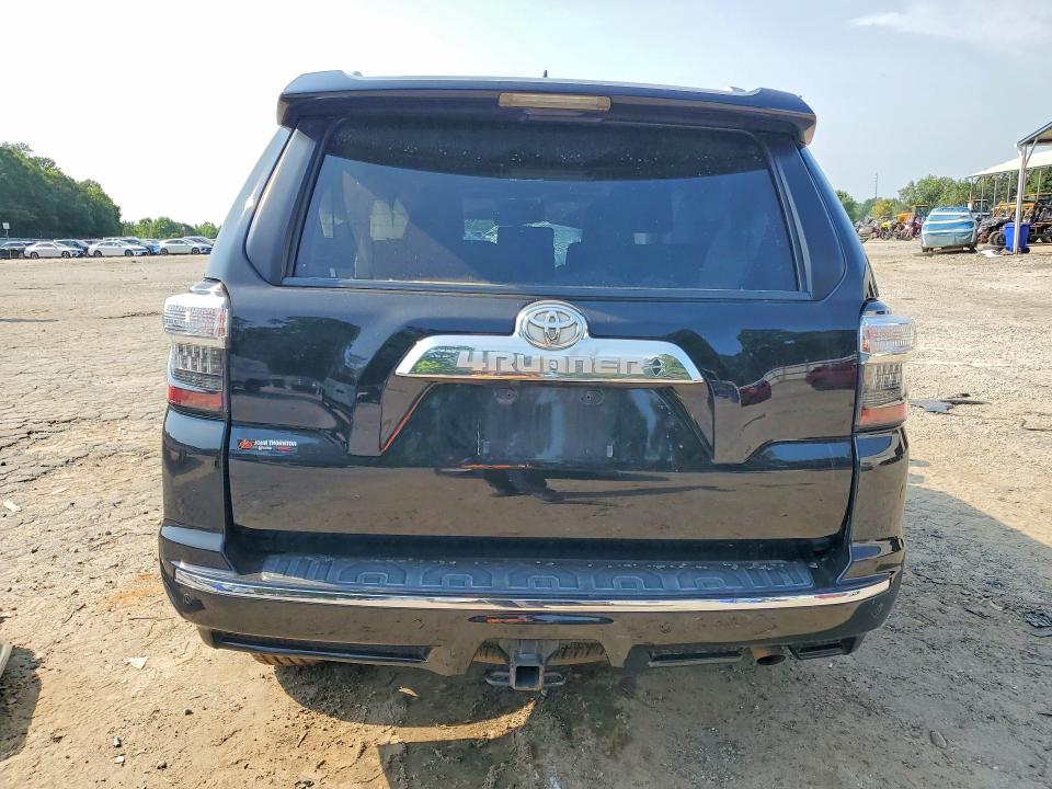 62645106 :رقم المزاد ، JTEZU5JR4L5217124 vin ، 2020 Toyota 4runner مزاد بيع