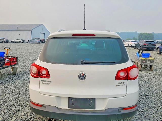 Продаж на аукціоні авто 2011 Volkswagen Tiguan, vin: WVGBV7AX2BW549659, номер лоту: 61110016