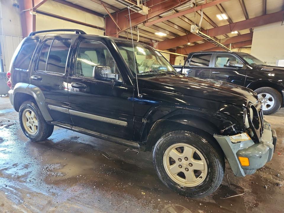 60169246 :رقم المزاد ، 1J4GK48K86W107058 vin ، 2006 Jeep Liberty مزاد بيع