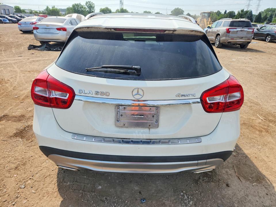 61077726 :رقم المزاد ، WDCTG4GB8HJ304488 vin ، 2017 Mercedes-benz Gla مزاد بيع