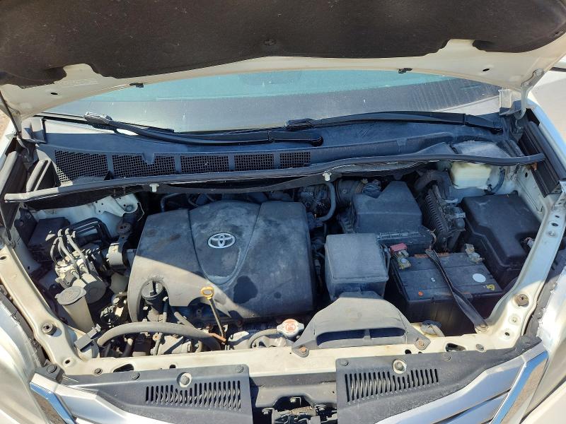 2017 Toyota Sienna მანქანა იყიდება აუქციონზე, vin: 5TDDZ3DC9HS156334, აუქციონის ნომერი: 59986716